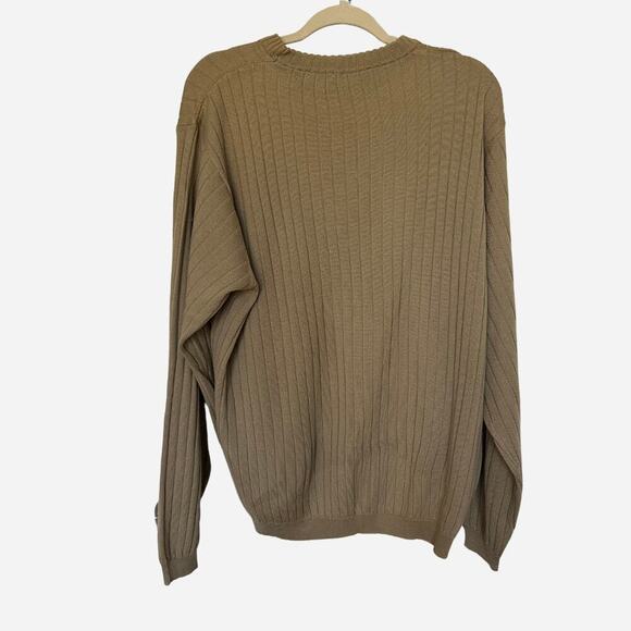 Lord & Taylor Merino Wool Sweater Made in Italy - Picture 4 of 6